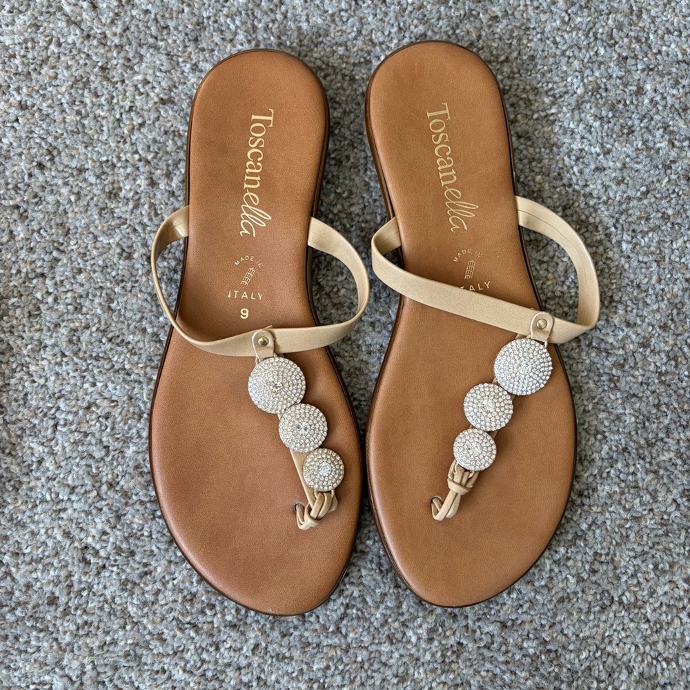 Toscanella Made In Italy Cream Rhinestone T-Strap Sandals